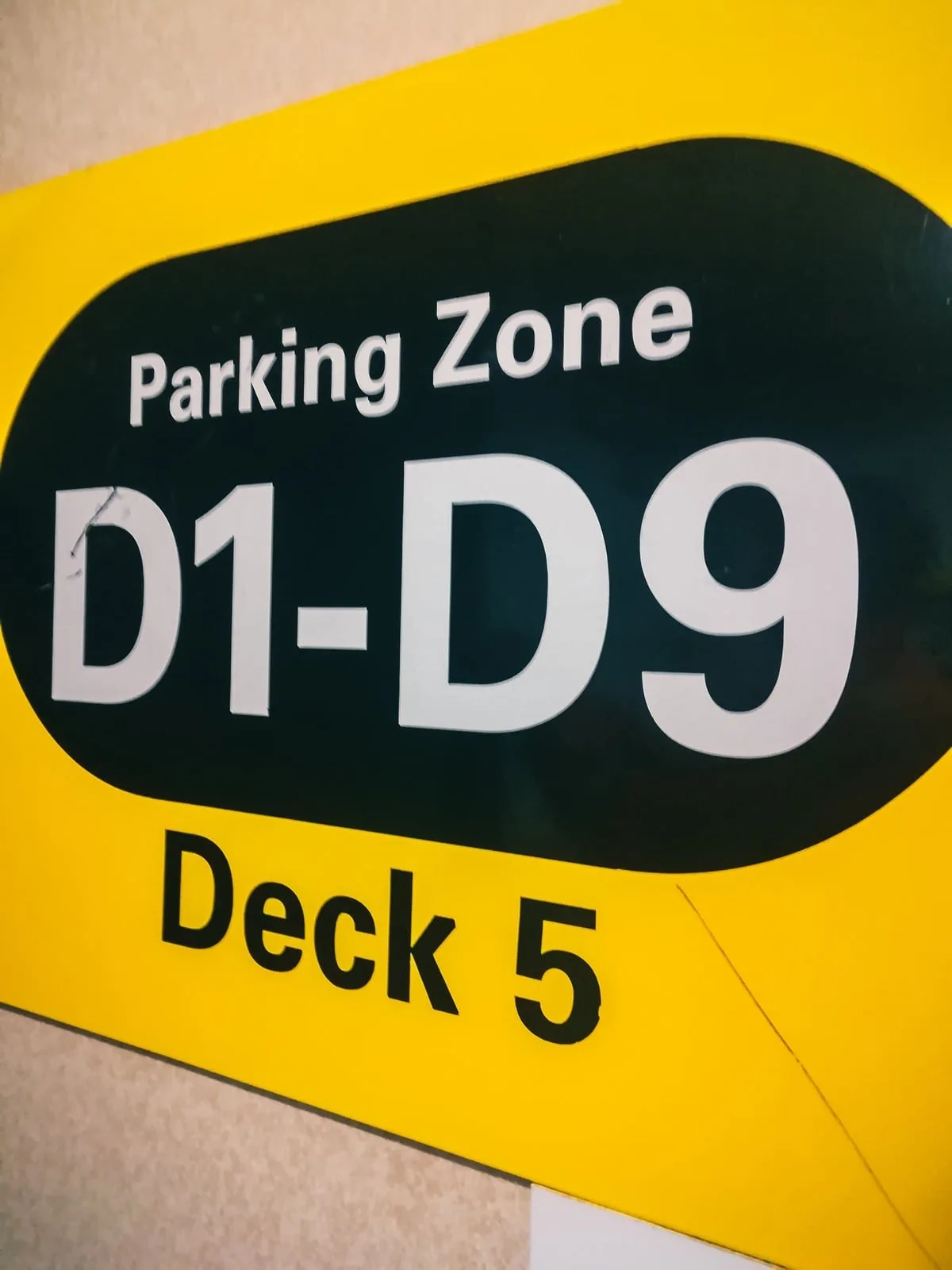 Zone de parking sur le ferry