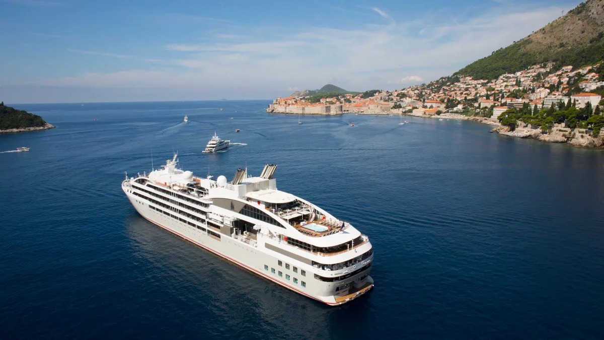 Bateau de croisière