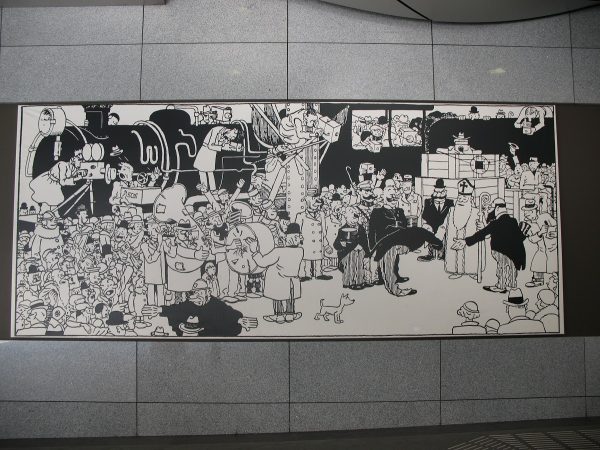 Une fresque sur Tintin à l'intérieur de la gare du Luxembourg de Bruxelles