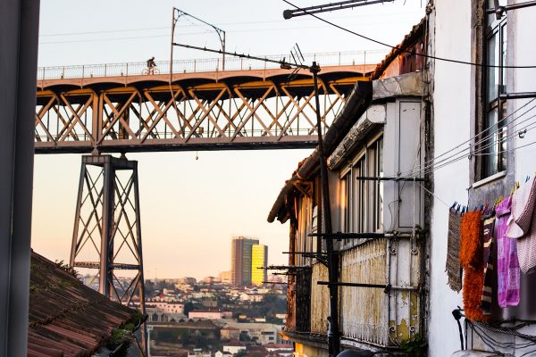 Vue sur le Ponte Luis I de Porto