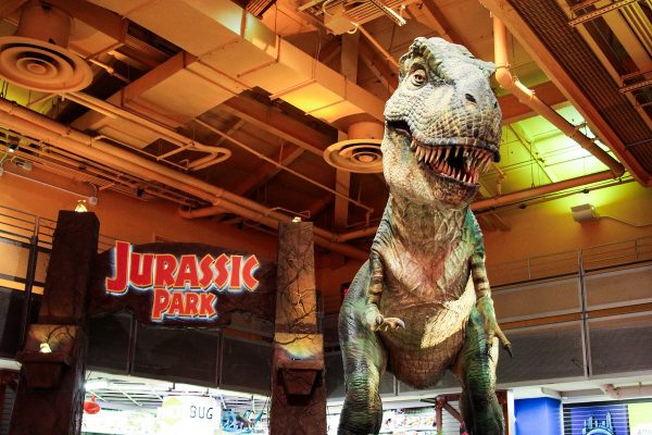 Le grand T-Rex du magasin Toy's R Us de New-York, malheureusement désormais fermé