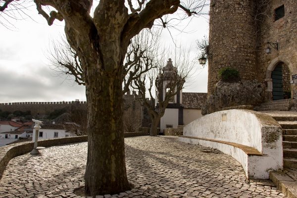 L'accès aux remparts d'Obidos, ici par la partie nord du village