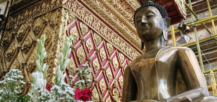 Le temple de Doi Suthep sur les hauteurs de Chiang Mai