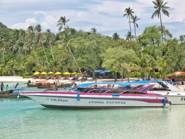 Exemple de hors-bord pour l'excursion de Koh Phi Phi