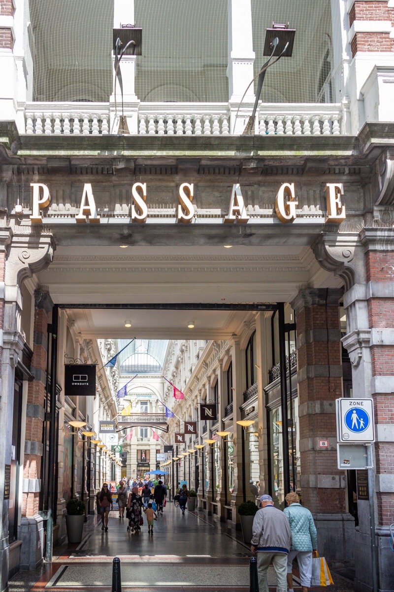 Entrée du Passage à La Haye