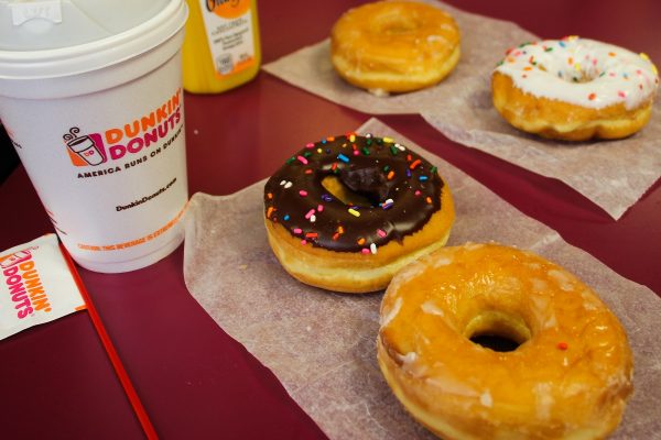 Petit-déjeuner dans un Dunkin Donuts à New-York