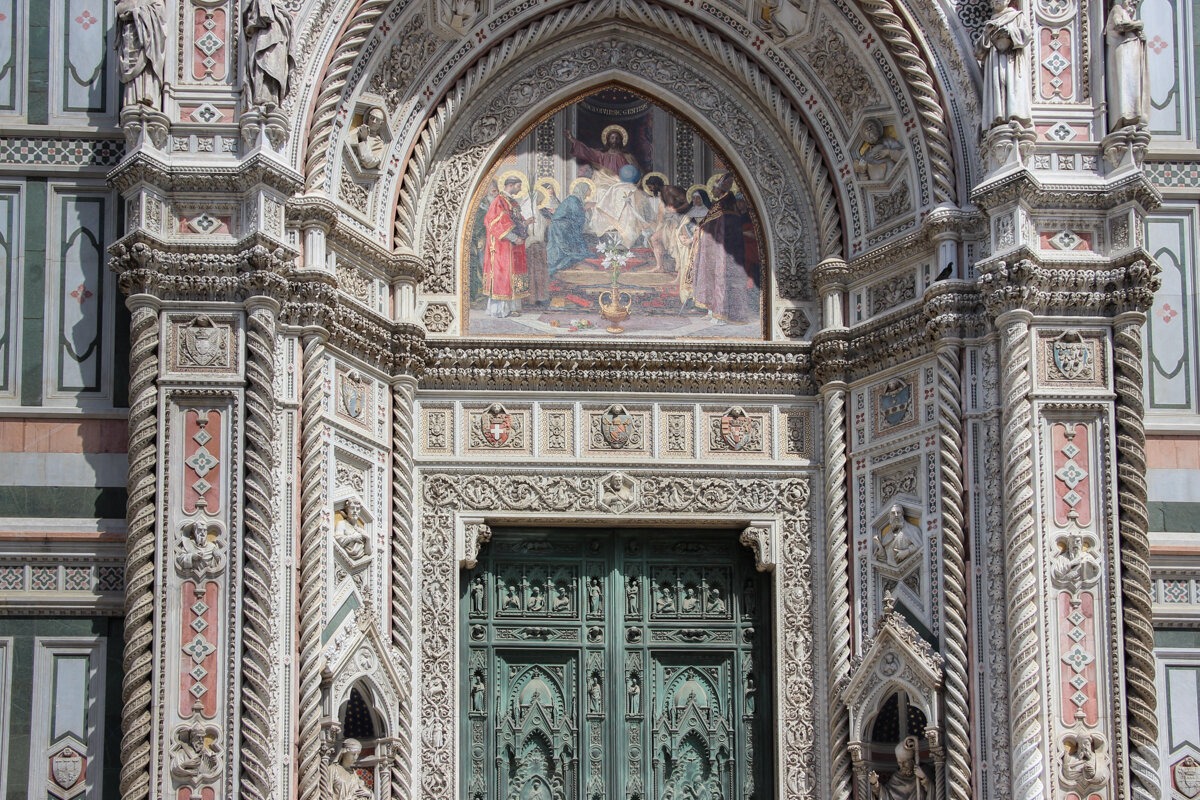 Porte de la cathédrale de Florence
