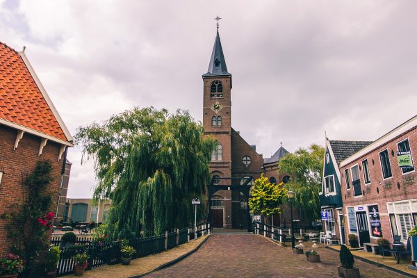 L'église Saint-Vincent de Volendam