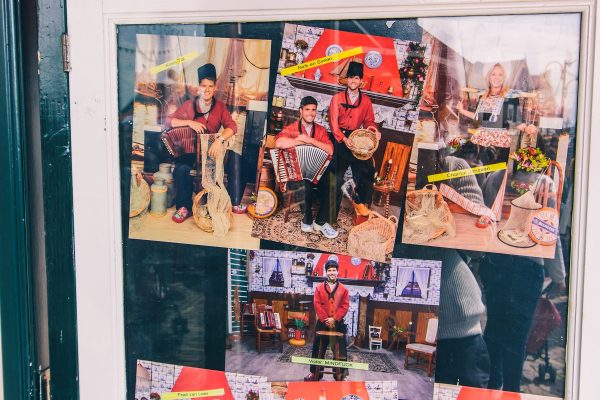 Photos en tenue traditionnelle à Volendam