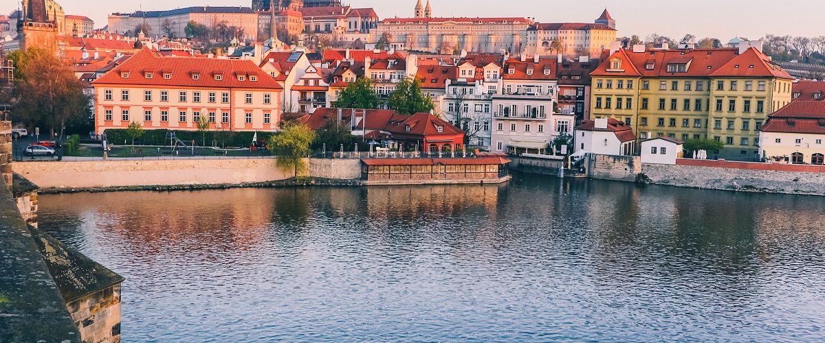 Level de soleil sur le Château de Prague