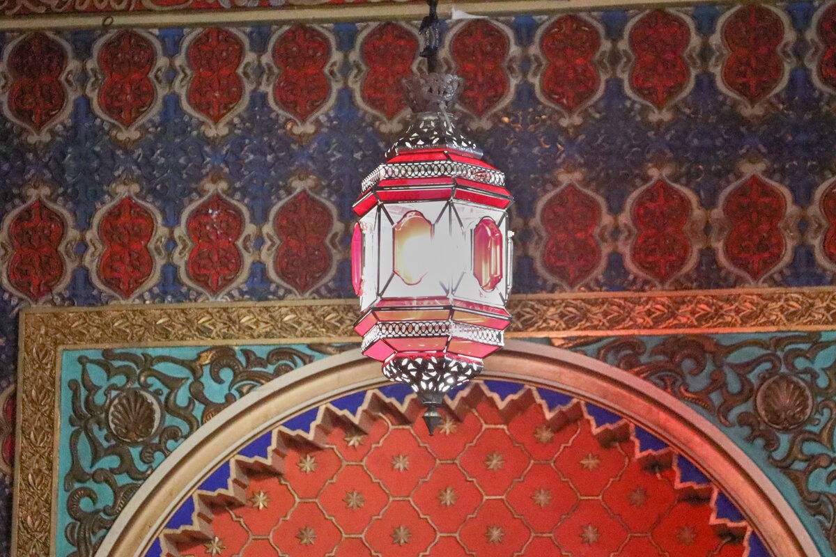 Décoration dans la salle de flamenco à Madrid