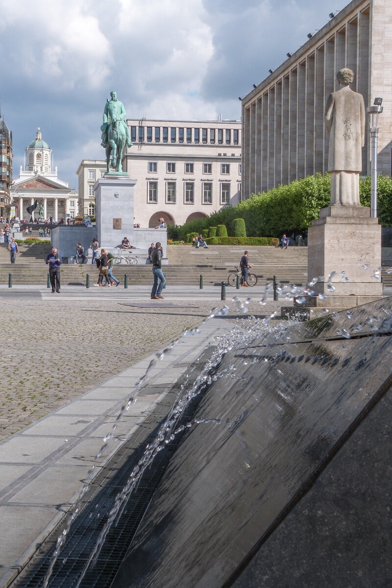 Fontaine sur le Mont des Arts de Bruxelles